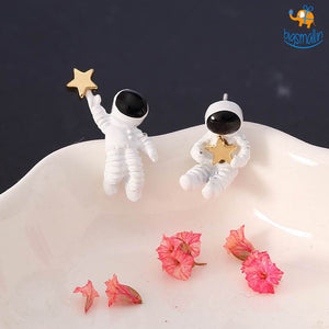 Astronaut Star Ear Studs