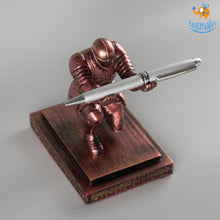 Load image into Gallery viewer, Executive Knight Pen Holder
