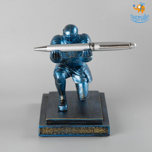 Executive Knight Pen Holder