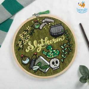 Hogwarts House Embroidery Hoop Art - Harry Potter