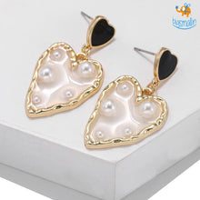 Load image into Gallery viewer, Heart Gold &amp; Pearl Earrings
