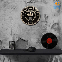 Load image into Gallery viewer, Manchester City Engraved Wooden Crest
