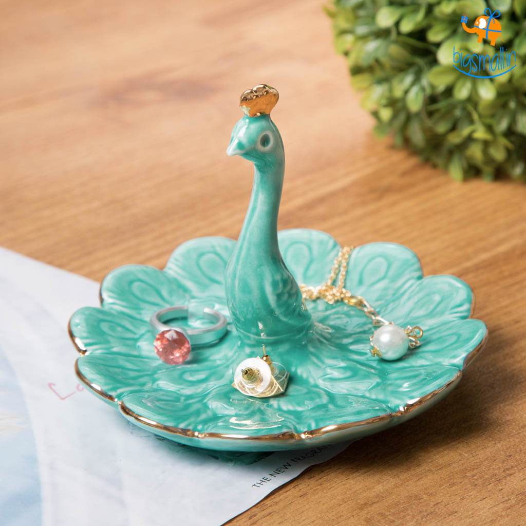 Peacock shop ring holder
